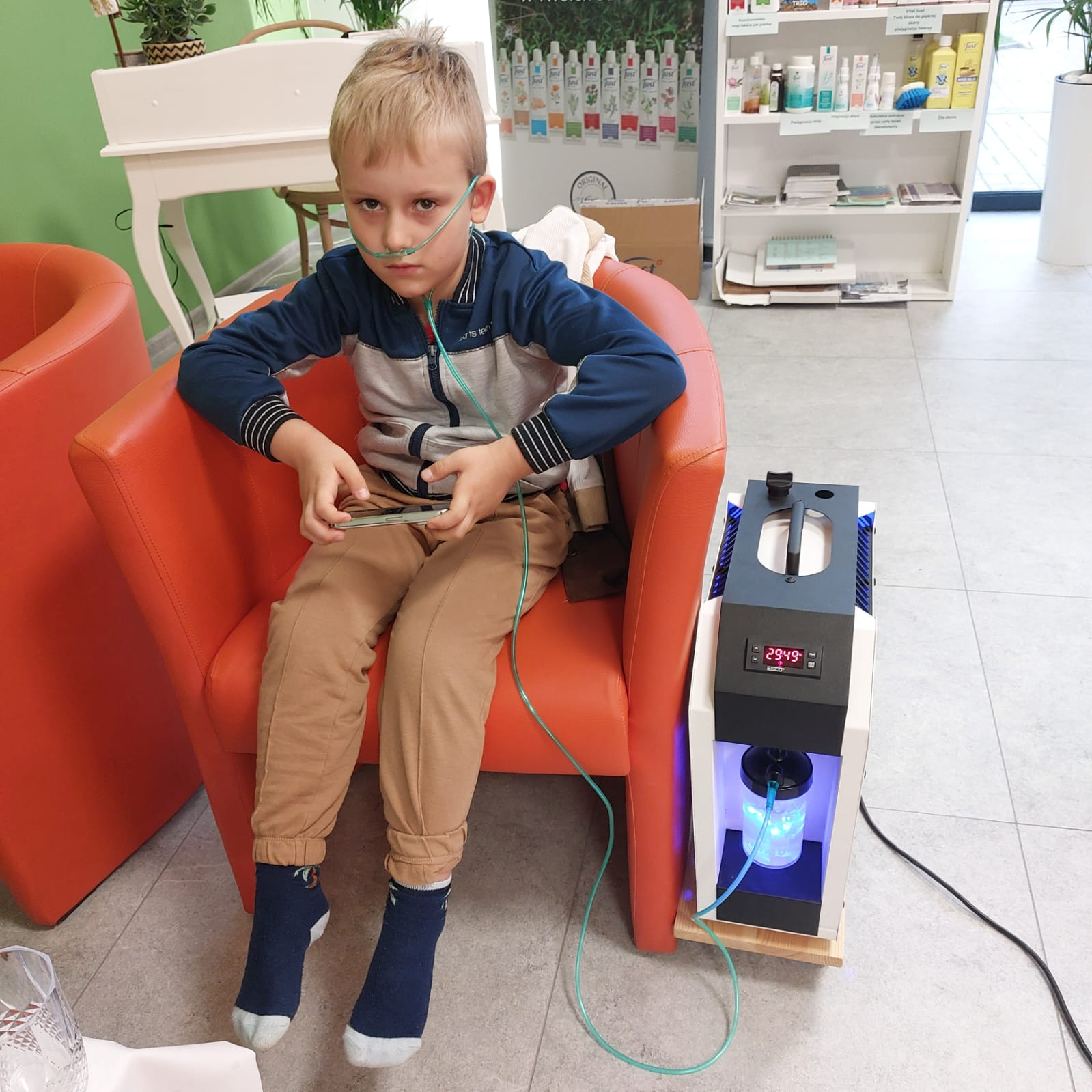 1e555de8-fb3a-4dd4-b43a-0dc50e551ad1