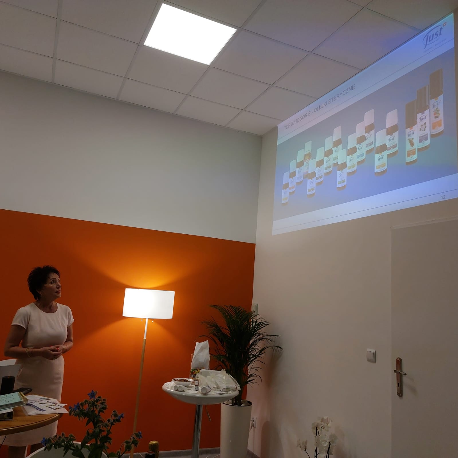 458d4c0a-e15a-406c-a83c-a75f1829716c